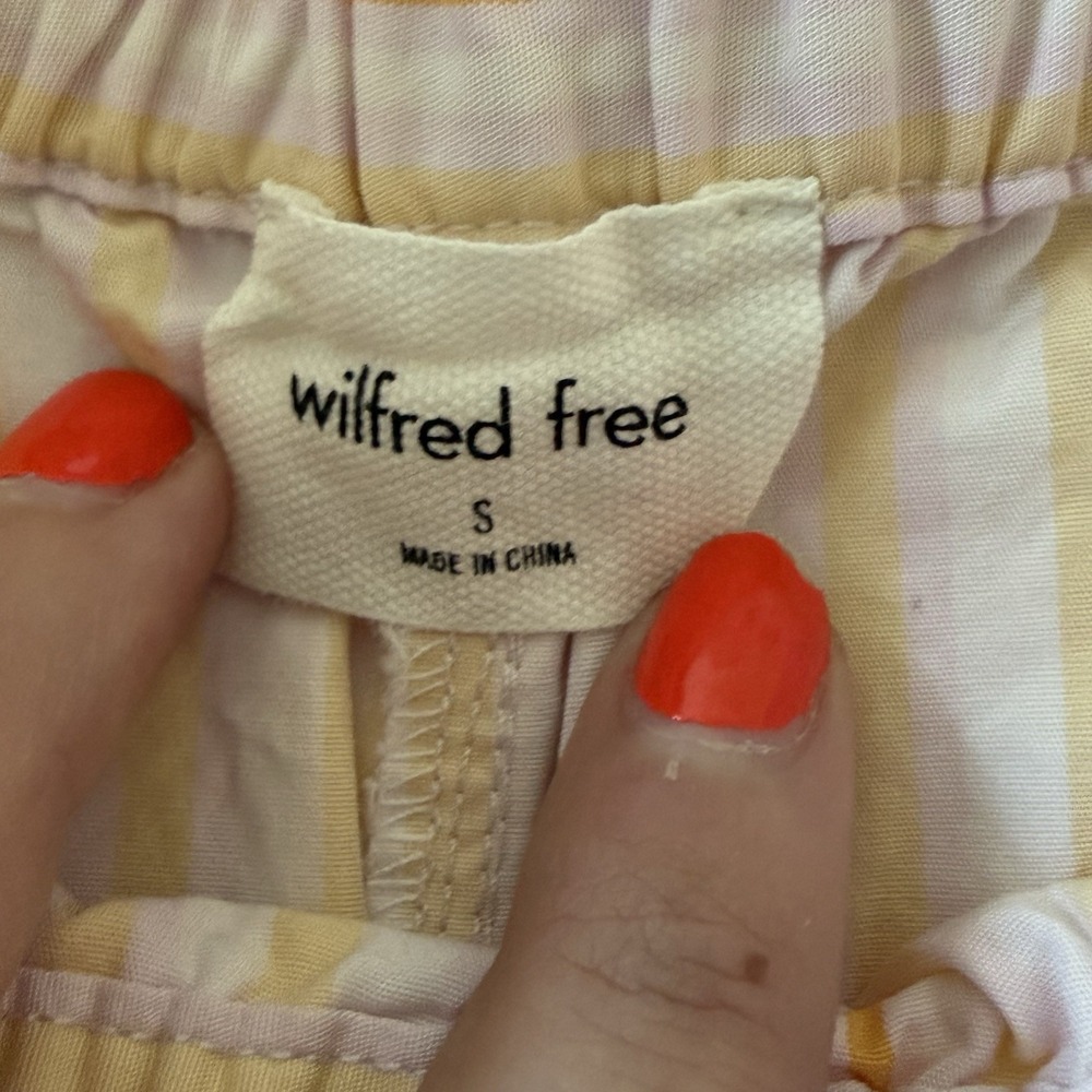 Wilfred Free Aritzia Women's Breeze 3" Striped Cotton Poplin Apricot Shorts Sz S - Picture 3 of 5
